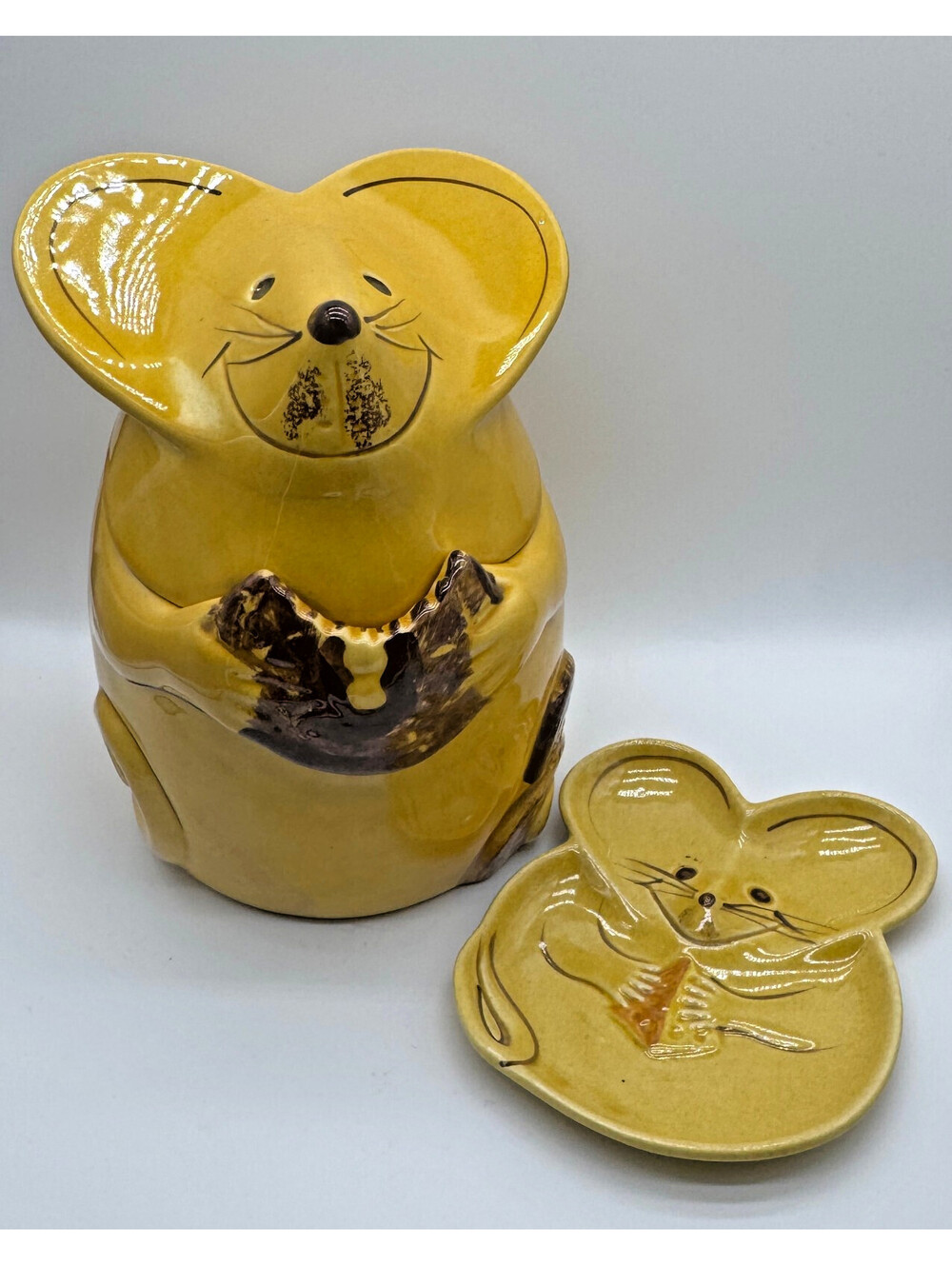 Vintage N.S. Gustin Yellow Mouse Cookie Jar w Matching Cheese Cracker Tray 1970s